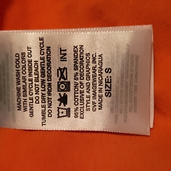 Harley-Davidson V-neck Tshirt - Picture 5 of 5